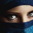 LONDRA 2012: JUDOKA SAUDITA IN GARA SOLO SE TOGLIE IL VELO La Shahrhrani non potrà partecipare al torneo olimpico di judo se non toglierà il velo 'hijab' con cui è arrivata ai Giochi. È braccio di ferro tra CIO e Comitato Olimpico dell'Arabia Saudita