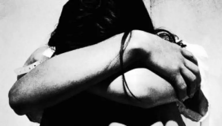 Violenza sulle donne, tra omertà e dignità violata