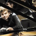 Il giovane talento francese si esibirà lunedì 24 settembre 2012.