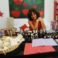 SULLA PELLE, NELLA PELLE, DALLA PELLE: I PROFUMI DI FIORELLA FERRUZZI Intervista alla comunicatrice olfattiva che con il suo Orgìa rievoca gli odori della Sardegna...