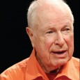 PETER BROOK A MILANO Il regista sarà stasera, 7 ottobre 2012, al Piccolo per la proiezione del film diretto da suo figlio Simon.