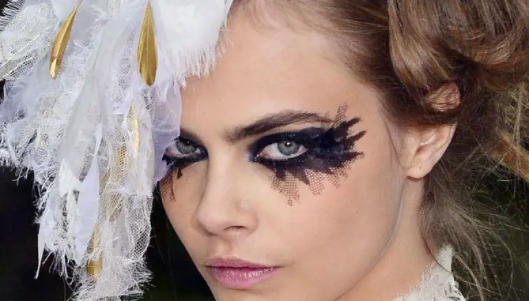 SE L’HAUTE COUTURE È AVANGUARDIA