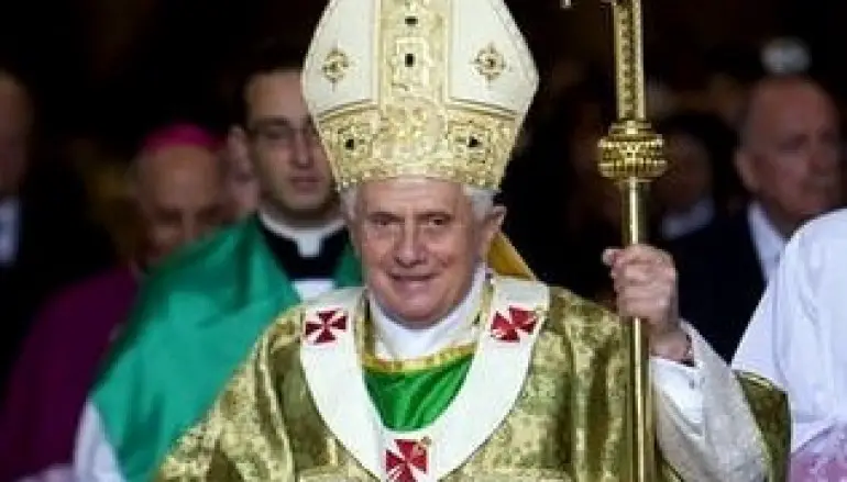 BENEDETTO XVI: L’ULTIMO GIORNO DA PAPA