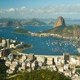 RIO DE JANEIRO, LA CITTÀ DEL CARNEVALE Partite le sfilate delle scuole di samba che ogni anno attirano migliaia di visitatori da tutto il mondo. Ma la città carioca è famosa anche per le sue spiagge e il Cristo Redentore
