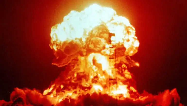 Armi nucleari in Italia, Emergency: «E`anticostituzionale»