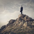 Il Sud Italia parla solo con se stesso Il Sud non ha voce, non l’ha mai avuta. Diamo una voce al Mezzogiorno, il quale per crescere deve andare oltre, curiosare, fare esperienze. Migliorarsi attraverso il confronto...