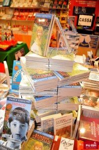 Uno stand di Libri alla Fiera del Libro di Roma