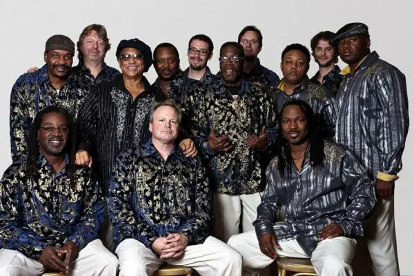 Earth Wind & Fire Experience feat Al McKay (2)