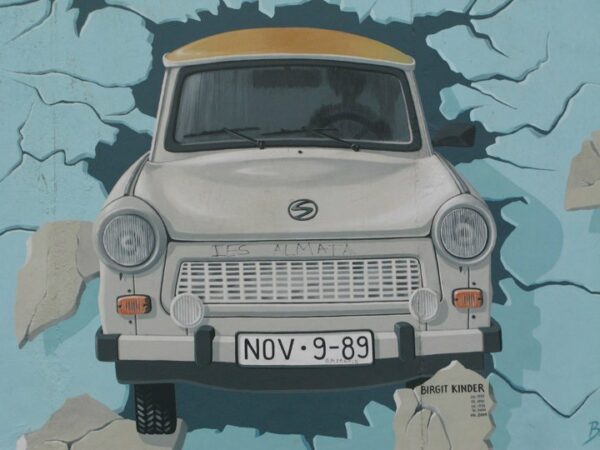 Trabant East Side Gallery