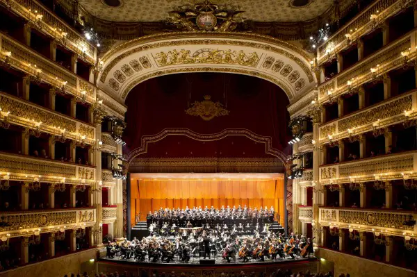 Il Teatro San Carlo