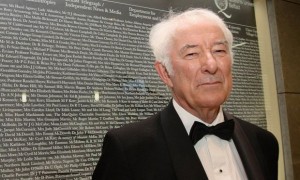 Seamus Heaney, il poeta d'Irlanda, scomparso a 74 anni a Dublino. Ph. by radiotimes.com