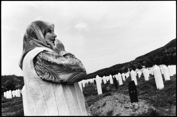 "Three sons lost", Bosnia Erzegovina @ onepersoncrying.com