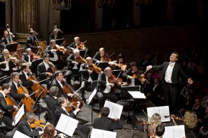 Nicola Luisotti, direttore musicale del Teatro di San Carlo