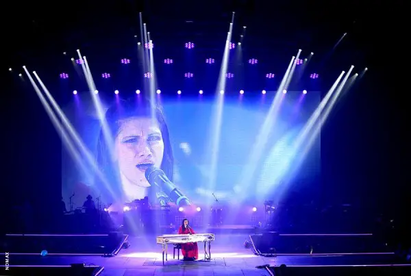 Elisa_live