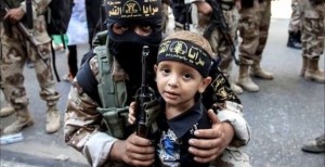 Isis bambini addestrati a morire